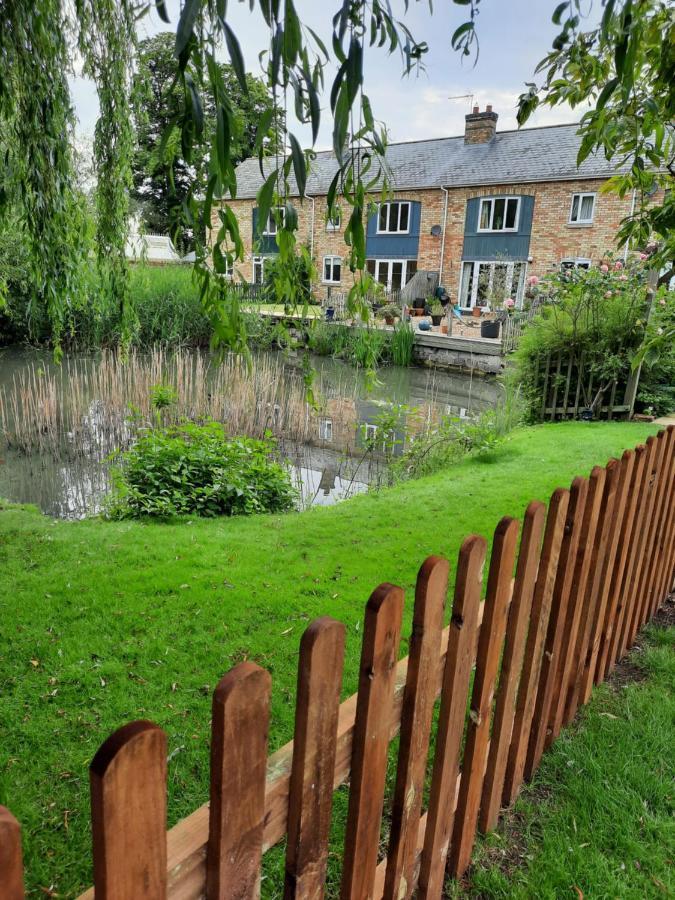 Comfortable Quiet Room Near Cambridge Long Stanton 외부 사진